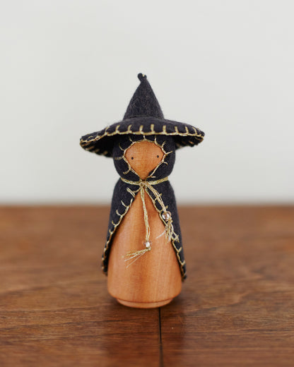 Witch Gnome - Black