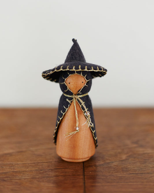 Witch Gnome - Black