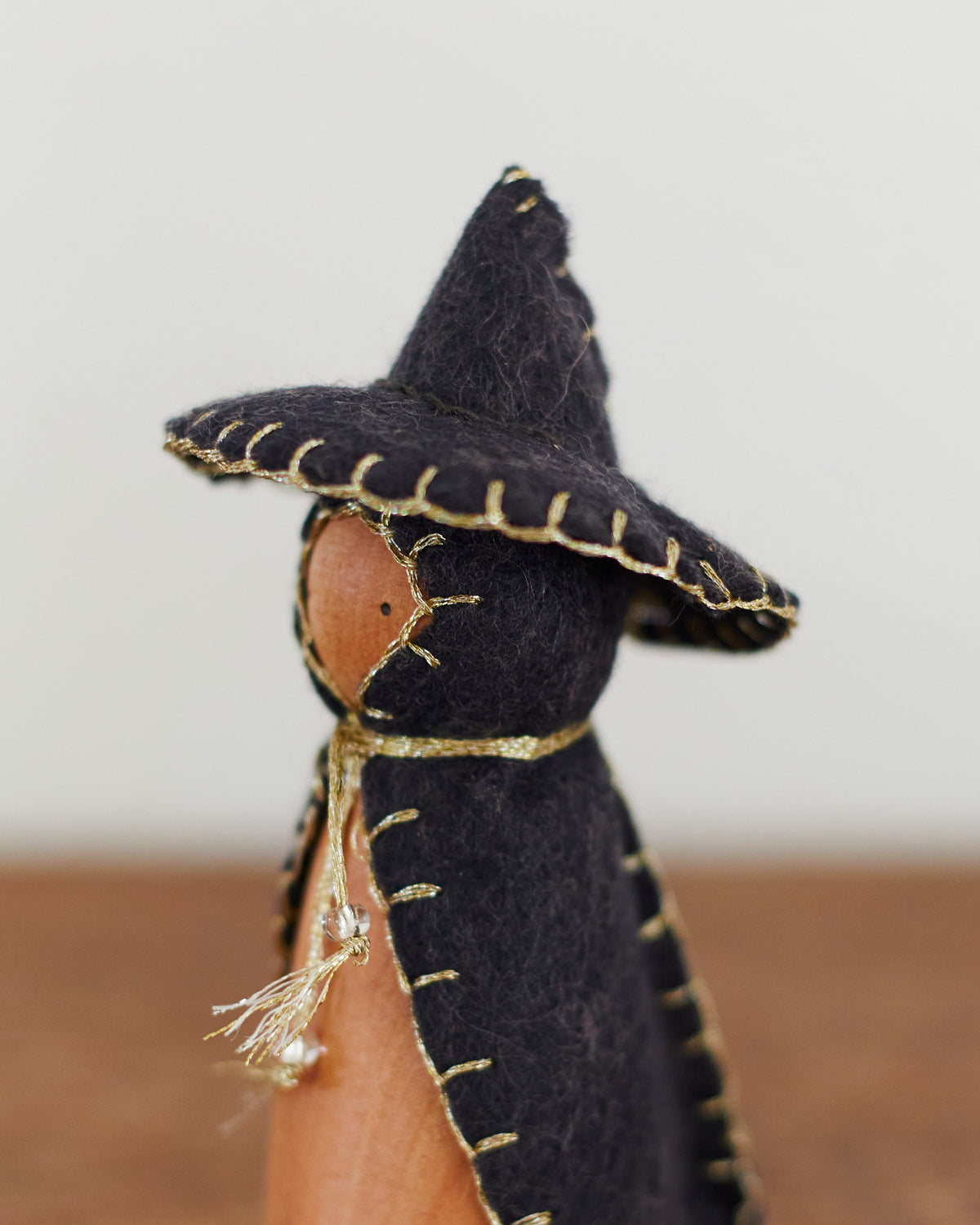 Witch Gnome - Black